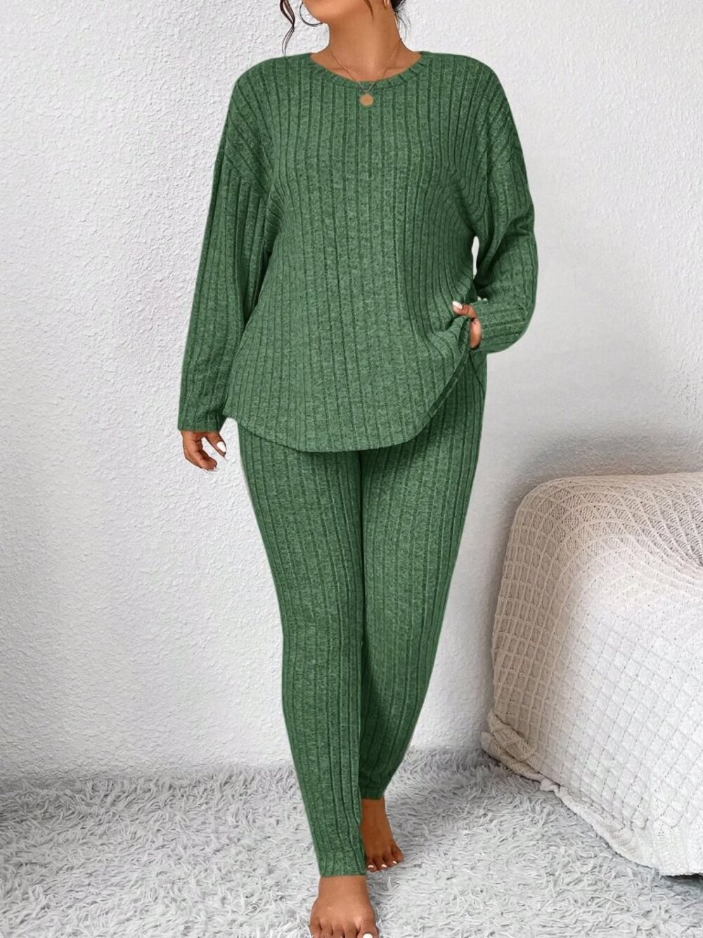 NWOT Women's Plus size 16 (2XL) Green, Comfy 2-piece set